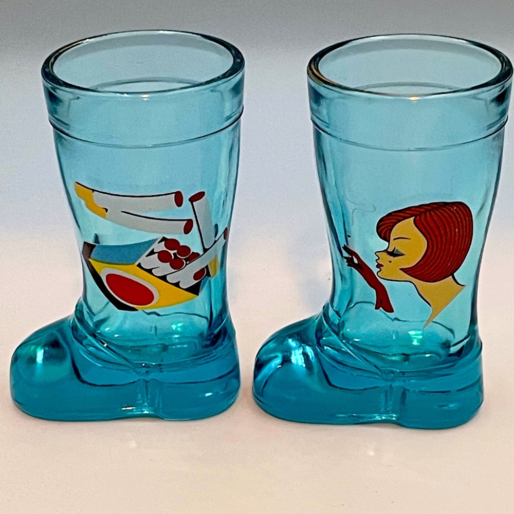 2 VTG 1950’s MOD DEP blue glass Smoking Theme Boot shaped Shot Glasses Barware.